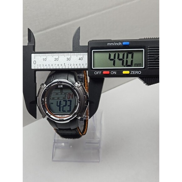Timex 1440 Sports Digital Indiglo Alarm Chrono Watch 50M WR New Battery Mens - Picture 6 of 13